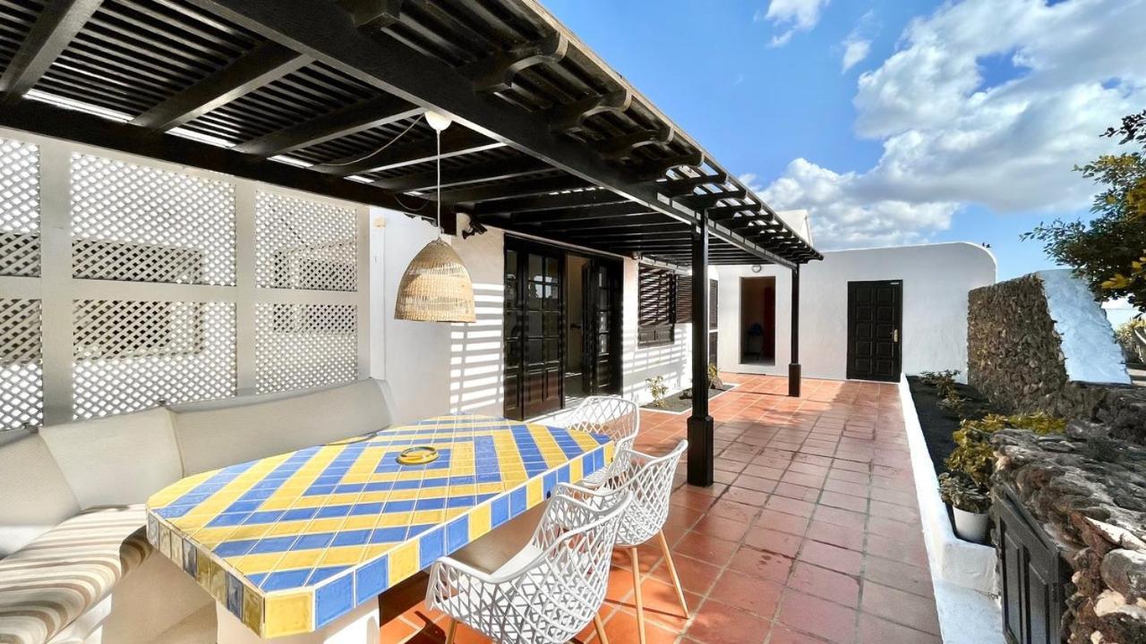 Villa Estefania Playa Blanca  Exterior photo